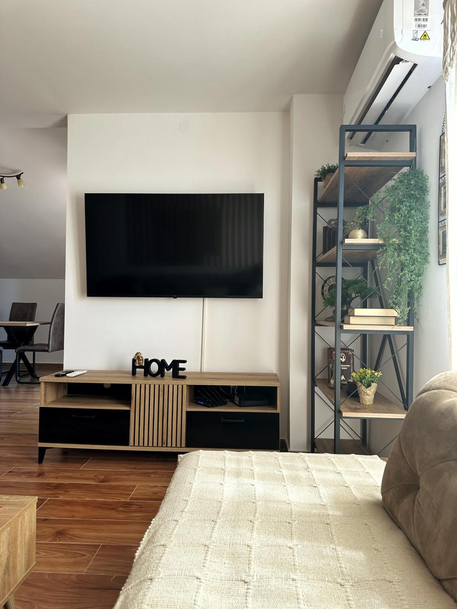 Nirvana Tivat Exterior foto